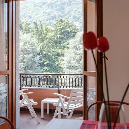 Dodo Red - The House Of Travelers Apartament Como