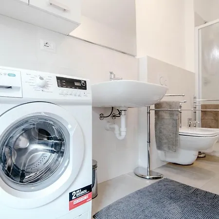 Apartment Dodo Red - The House Of Travelers Como