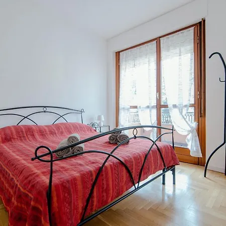 Dodo Red - The House Of Travelers Apartment *